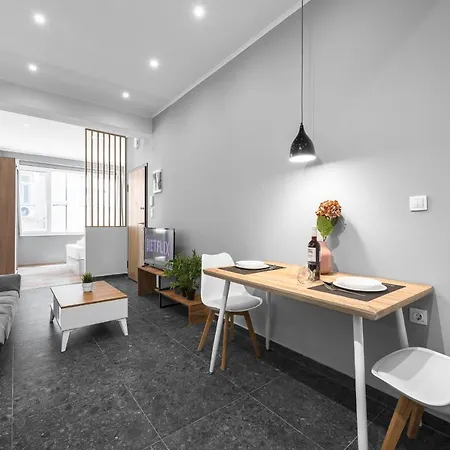 Wallstreet, The Luxury Apartmán